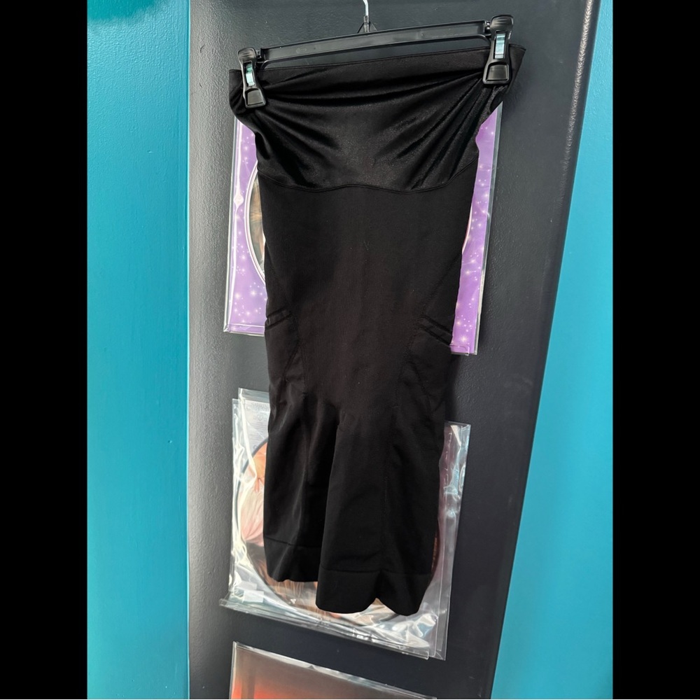 Small Black Strapless Compression Spanx Slip - image 1